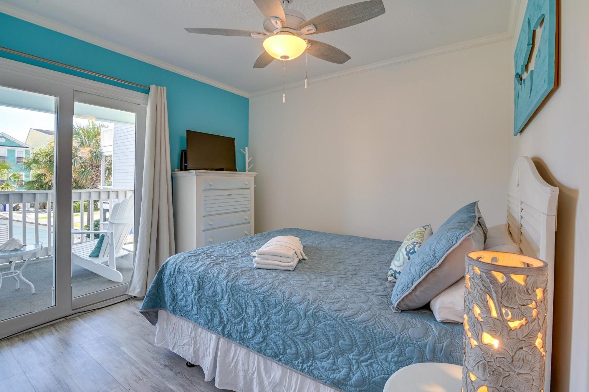 Surfside Beach Escape With Pool - Walk To Ocean! Миртл-Бич Экстерьер фото